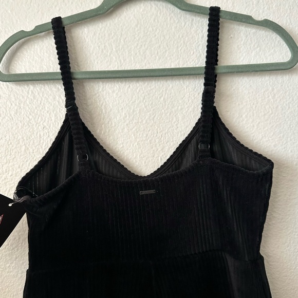 VOLCOM Black Corduroy Small Romper BNWT - Picture 6 of 8